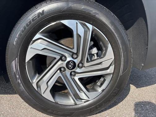 2021 Hyundai SANTA FE SE