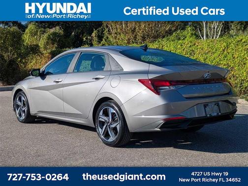 2023 Hyundai ELANTRA SEL
