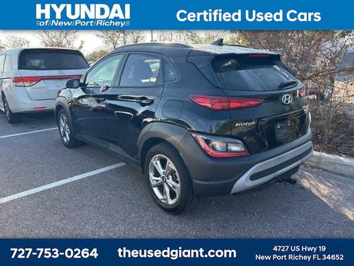 2023 Hyundai KONA SEL