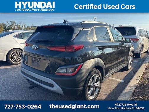 2023 Hyundai KONA SEL