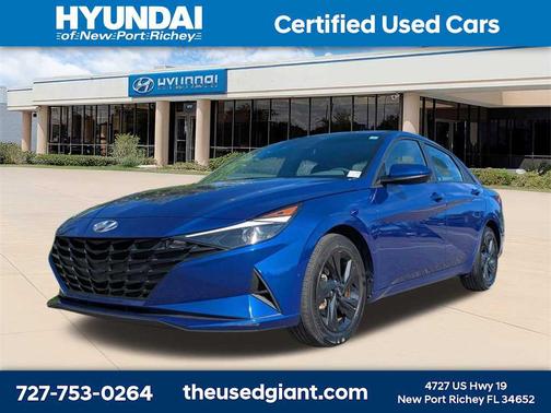 2022 Hyundai ELANTRA SEL