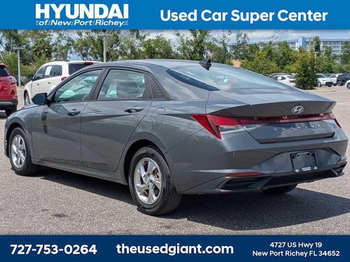 Ecotronic Gray 2023 Hyundai ELANTRA SE