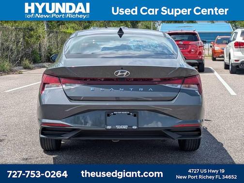 Ecotronic Gray 2023 Hyundai ELANTRA SE