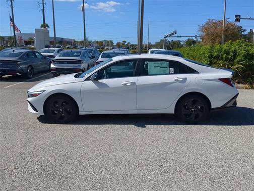 2026 Hyundai ELANTRA Sport