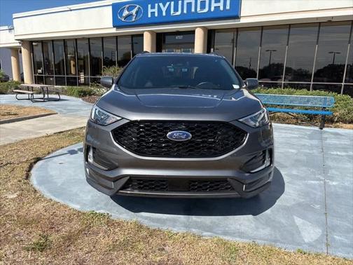 2022 Ford Edge ST Line