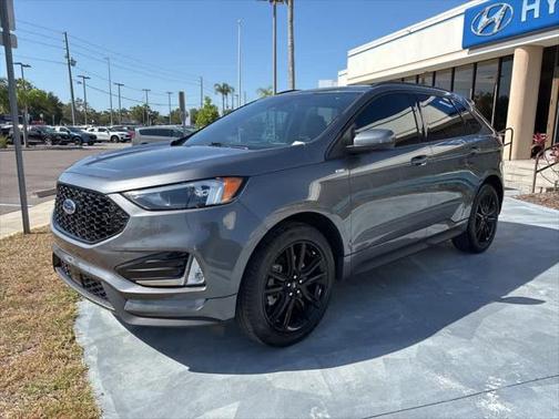 2022 Ford Edge ST Line
