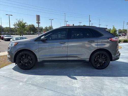 2022 Ford Edge ST Line