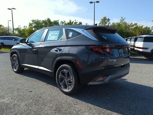 Ecotronic Gray 2026 Hyundai TUCSON Hybrid Blue SE