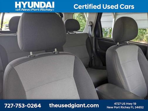 2004 Ford Escape XLS