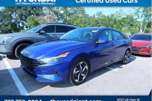2023 Hyundai ELANTRA SEL