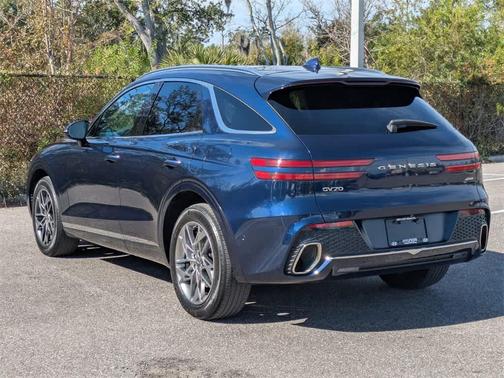 2022 Genesis GV70 2.5T AWD
