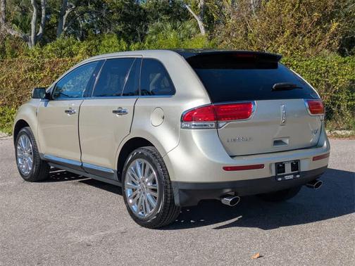 2011 Lincoln MKX Base
