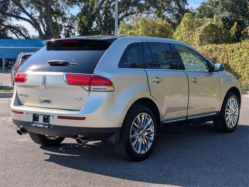 2011 Lincoln MKX Base