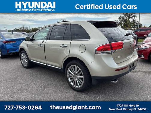 2011 Lincoln MKX Base