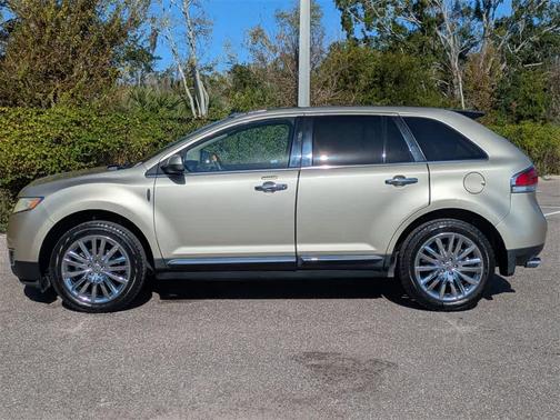 2011 Lincoln MKX Base