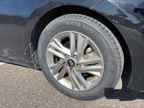 2020 Hyundai ELANTRA Value Edition