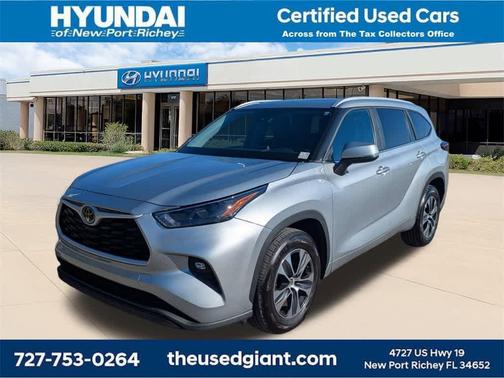 2024 Toyota Highlander LE