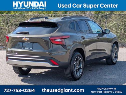 2024 Chevrolet Trax LT