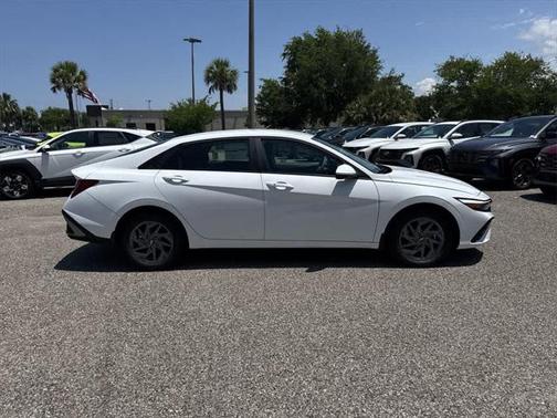 2025 Hyundai ELANTRA HEV Blue