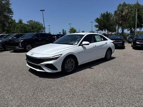 2025 Hyundai ELANTRA HEV Blue