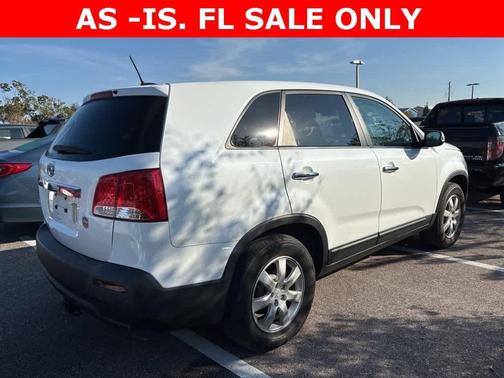 2011 Kia Sorento LX