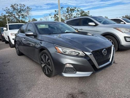 2021 Nissan Altima 2.5 SV