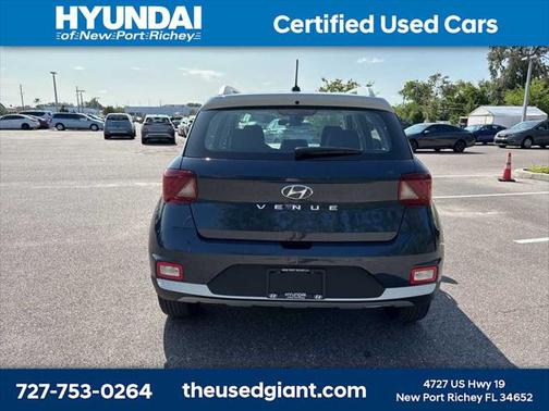 2024 Hyundai VENUE Limited