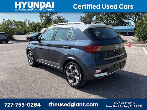 2024 Hyundai VENUE Limited