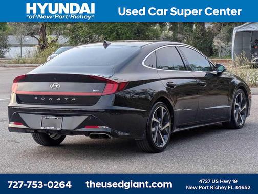Phantom Black 2021 Hyundai SONATA SEL Plus