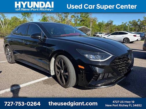 Phantom Black 2021 Hyundai SONATA SEL Plus