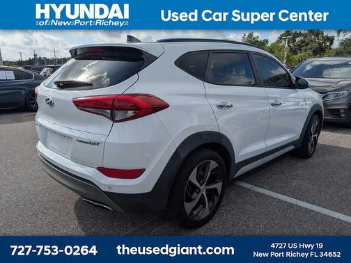 Dazzling White 2018 Hyundai TUCSON Limited