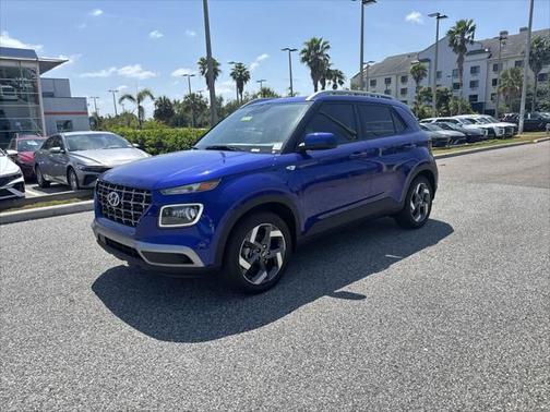 2025 Hyundai VENUE Limited