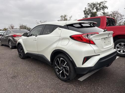 2018 Toyota C-HR XLE Premium