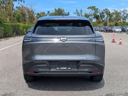 2025 Nissan Murano SL