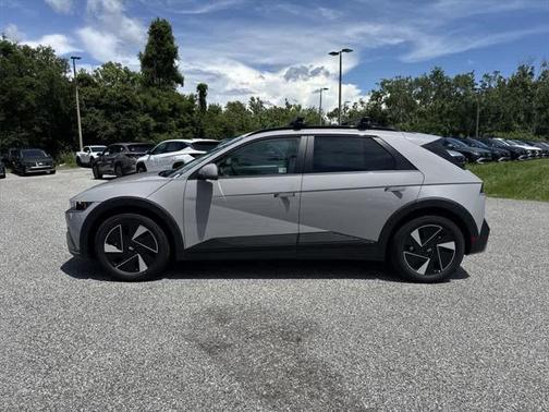 2025 Hyundai IONIQ 5 SEL