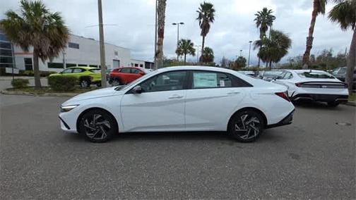 2025 Hyundai ELANTRA Sport