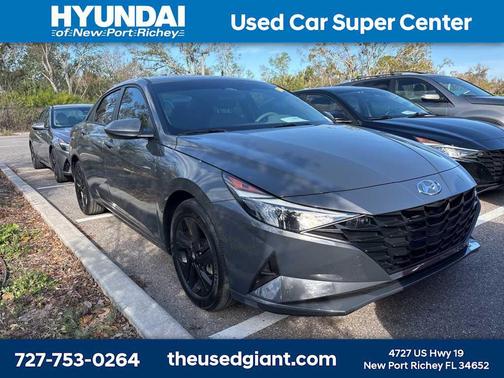 2023 Hyundai ELANTRA SEL