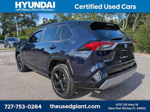 2019 Toyota RAV4 Hybrid SE