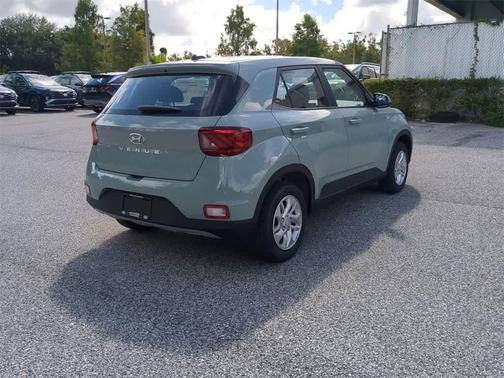 2026 Hyundai VENUE SE