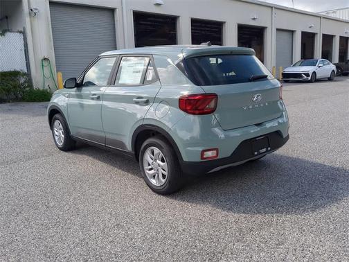 2026 Hyundai VENUE SE