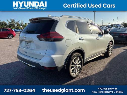 2018 Nissan Rogue SV