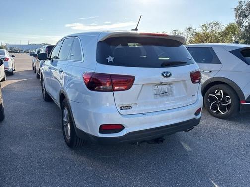2019 Kia Sorento LX