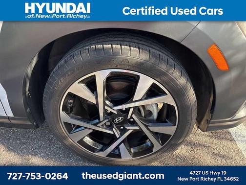 2022 Hyundai KONA Limited