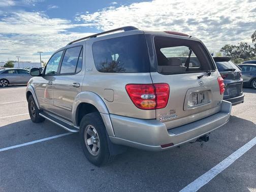 2003 Toyota Sequoia SR5