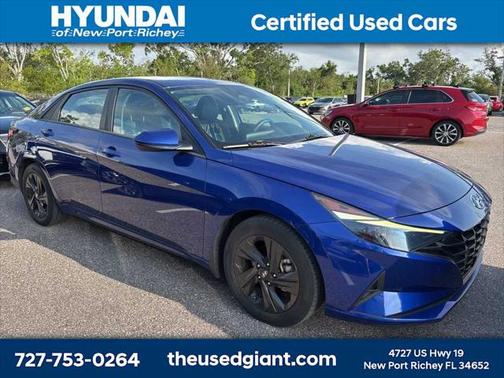 2022 Hyundai ELANTRA SEL
