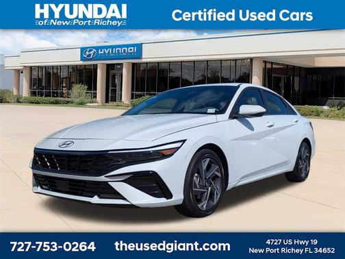 2025 Hyundai ELANTRA SEL