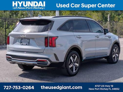 Wolf Gray 2023 Kia Sorento EX