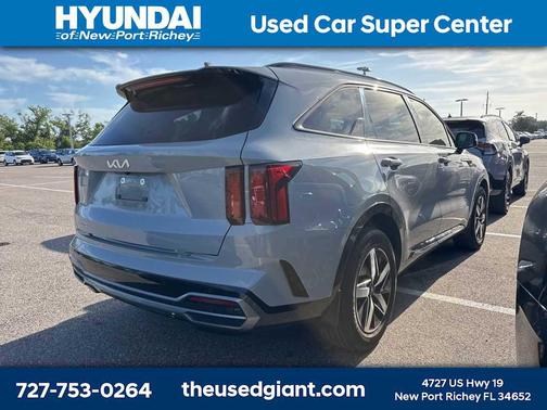 Wolf Gray 2023 Kia Sorento EX