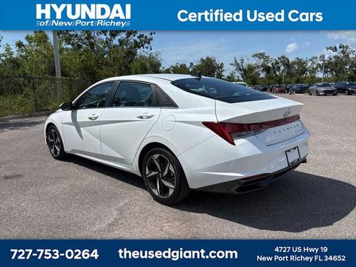 2021 Hyundai ELANTRA SEL
