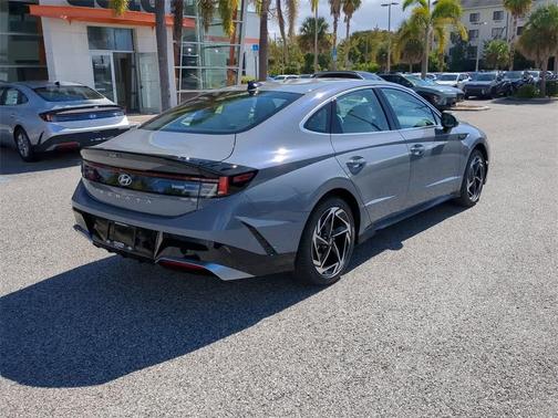 2026 Hyundai SONATA SEL